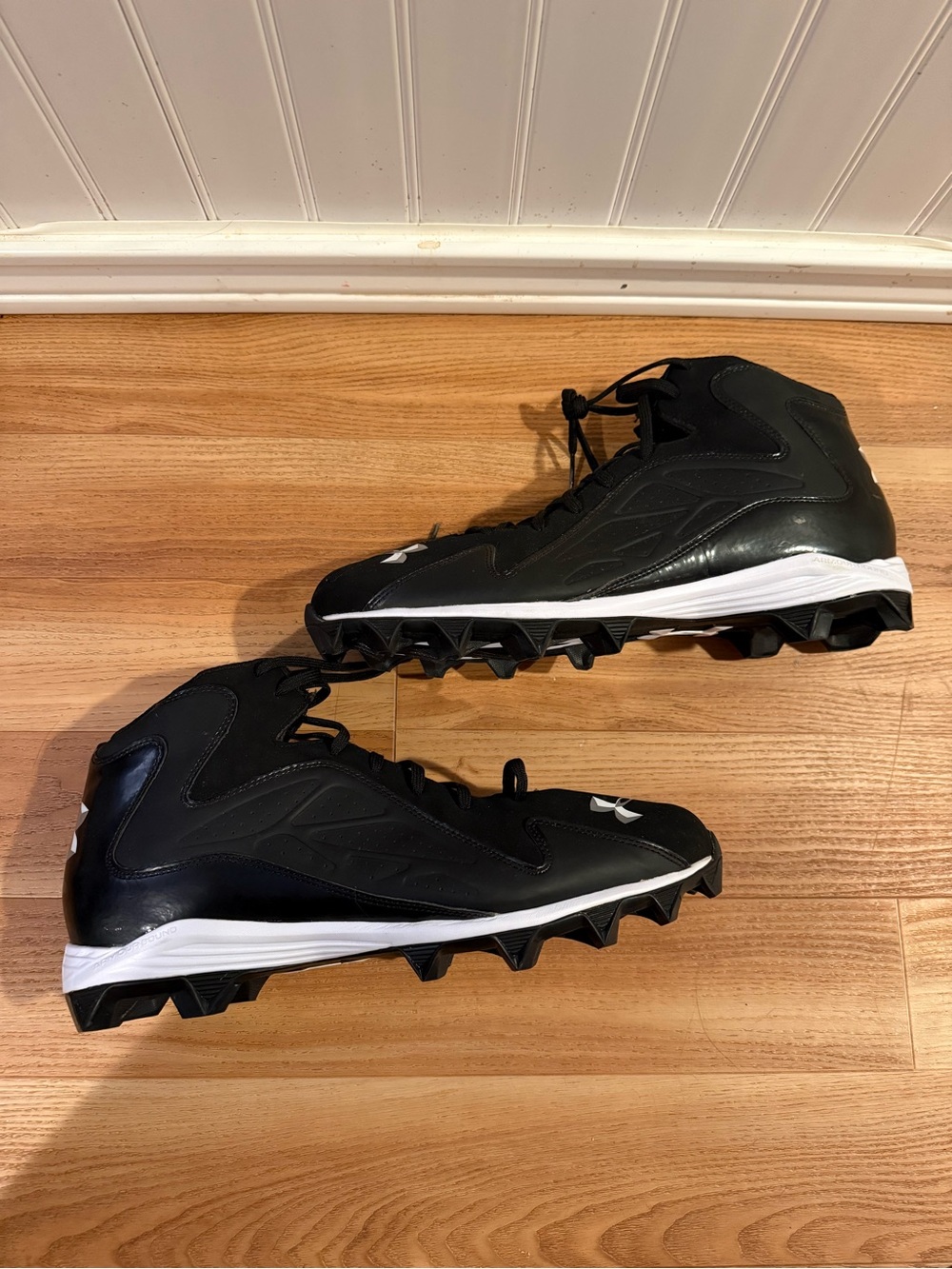 Under Armour Black and White Men's Football Cleats